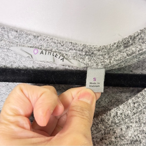 4/$25 Athleta Heather Gray Women's Crew Neck Sweater Small Soft Knitwear Casual - Picture 7 of 11